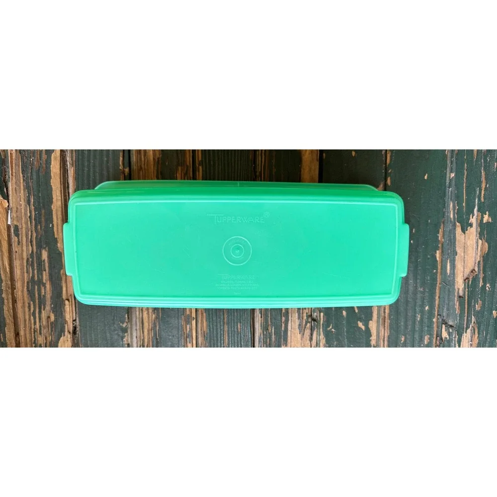 Vintage Tupperware Green Rectangular Food Storage Container 782-1 with Lid 784-1